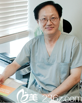 韓國Star M整形外科醫(yī)院閔院長 韓國Star M整形外科醫(yī)院閔院長