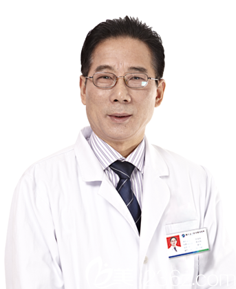 佛山曙光金子醫(yī)學(xué)美容整形醫(yī)院何宜新院長(zhǎng)