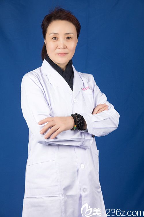 贛州華美美容整形醫(yī)院副主任醫(yī)師王春 贛州華美美容整形醫(yī)院副主任醫(yī)師王春