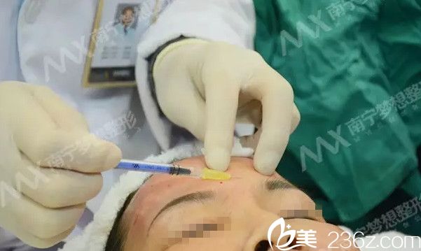 在南寧夢(mèng)想做自體脂肪活細(xì)胞移植方法 在南寧夢(mèng)想做自體脂肪活細(xì)胞移植方法