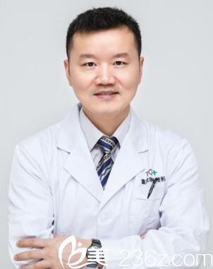 重慶時光整形美容醫(yī)院岳國斌 重慶時光整形美容醫(yī)院岳國斌