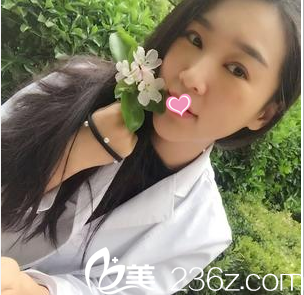 北京櫻桃雙眼皮修復(fù)圖片 北京櫻桃雙眼皮修復(fù)圖片