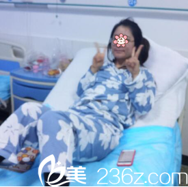 趙敬國(guó)主任給我手術(shù)當(dāng)天 趙敬國(guó)主任給我手術(shù)當(dāng)天