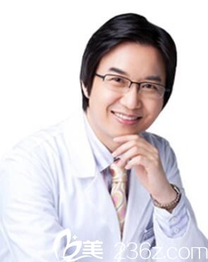 韓國iou整形外科醫(yī)院姜哲旭