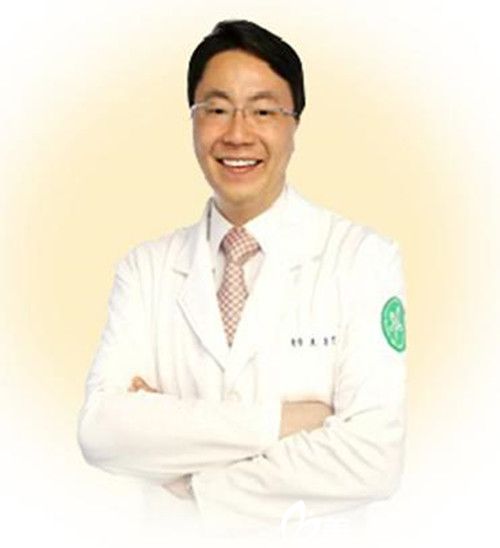 韓國延世羅姿麗整形醫(yī)院院長趙鴻千