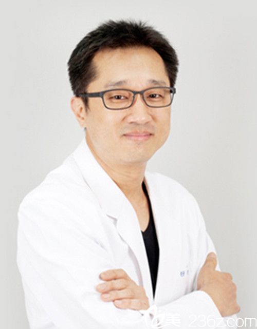 韓國諾寶絲整形外科醫(yī)院院長陳薰 韓國諾寶絲整形外科醫(yī)院院長陳薰