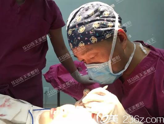 義烏連天美醫(yī)生做雙眼皮過程 義烏連天美醫(yī)生做雙眼皮過程