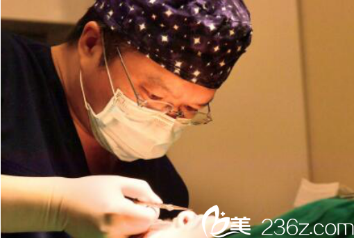 韓國(guó)奧斯卡面部吸脂手術(shù)