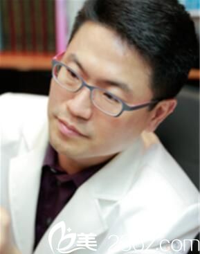 韓國(guó)JSTAR整形醫(yī)院鄭宰學(xué) 韓國(guó)JSTAR整形醫(yī)院鄭宰學(xué)