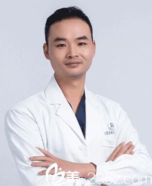 重慶鄭荃麗格整形美容醫(yī)院周業(yè)松 重慶鄭荃麗格整形美容醫(yī)院周業(yè)松