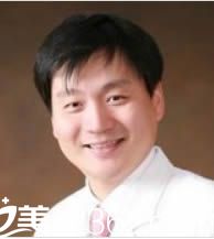 韓國(guó)安娜柯琳整形外科李相浚院長(zhǎng)照片 韓國(guó)安娜柯琳整形外科李相浚院長(zhǎng)照片