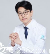 韓國娜娜整形外科醫(yī)院臉部輪廓整形醫(yī)生 韓國娜娜整形外科醫(yī)院臉部輪廓整形醫(yī)生