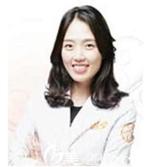 韓國(guó)莫德羅皮膚科申慧英