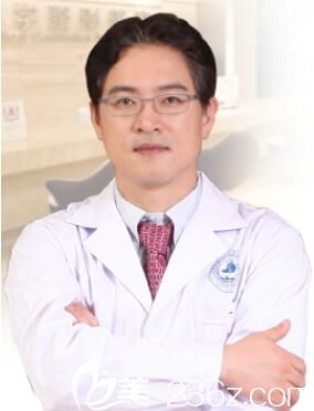 韓國NU整形外科醫(yī)院李廷勛 韓國NU整形外科醫(yī)院李廷勛