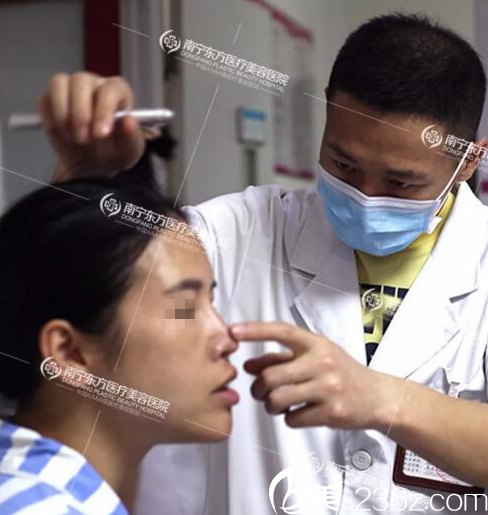 在南寧東方做鼻修復(fù)手術(shù)前設(shè)計(jì) 在南寧東方做鼻修復(fù)手術(shù)前設(shè)計(jì)