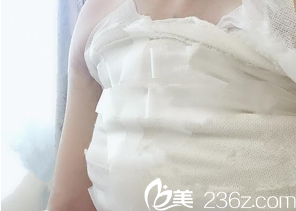 復(fù)合隆胸天