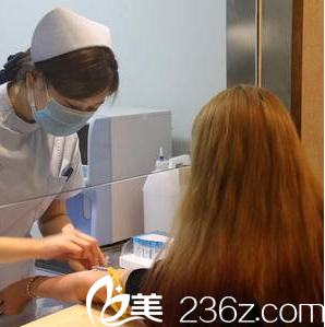 在北京知音做眼綜合術(shù)前檢查照 在北京知音做眼綜合術(shù)前檢查照