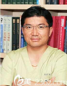 韓國漂亮美人整形外科代表院長李長赫