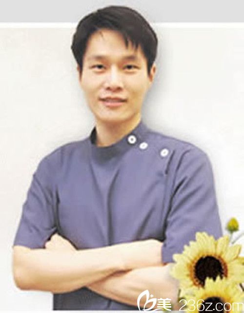 韓國若富麗提整形醫(yī)院院長韓政憲 韓國若富麗提整形醫(yī)院院長韓政憲