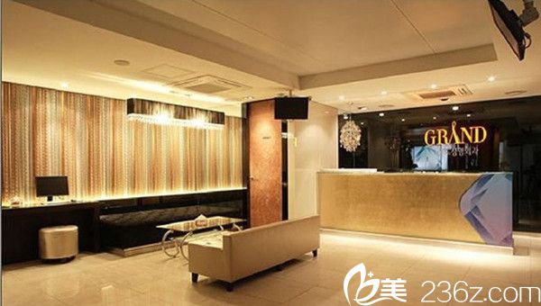 韓國高蘭得整形美容醫(yī)院 韓國高蘭得整形美容醫(yī)院