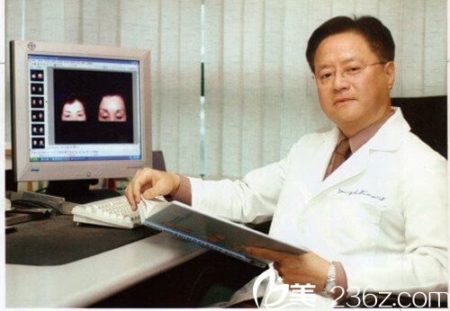 韓國星期八整形醫(yī)院院長金泳洙