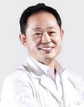 張懷軍 駐馬店金玄宮整形醫(yī)院院長(zhǎng) 張懷軍 駐馬店金玄宮整形醫(yī)院院長(zhǎng)