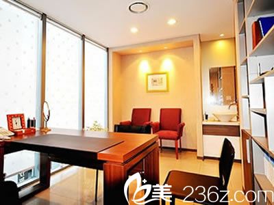 韓國金仁鍵整形美容診所商談室