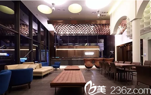 韓國(guó)高蘭得醫(yī)院前臺(tái)展示 韓國(guó)高蘭得醫(yī)院前臺(tái)展示