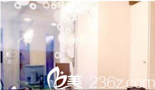 韓國AURORA 整形外科醫(yī)院咨詢室 韓國AURORA 整形外科醫(yī)院咨詢室