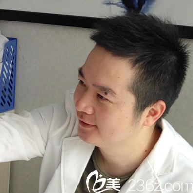 深圳妍熙整形醫(yī)院陳桂飛院長(zhǎng)