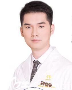 昆明夢想整形醫(yī)院李成龍