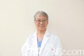 鳴海榮治 鳴海榮治