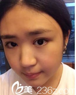 同學(xué)都說我像蒙古人