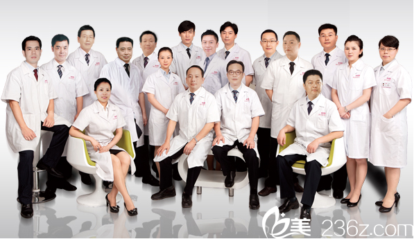 衡陽雅美歲末狂歡醫(yī)生團(tuán)隊(duì)