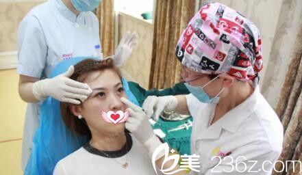 注射雙美膠原蛋白祛黑眼圈