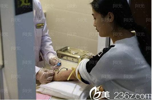 整形術(shù)前檢查照 整形術(shù)前檢查照