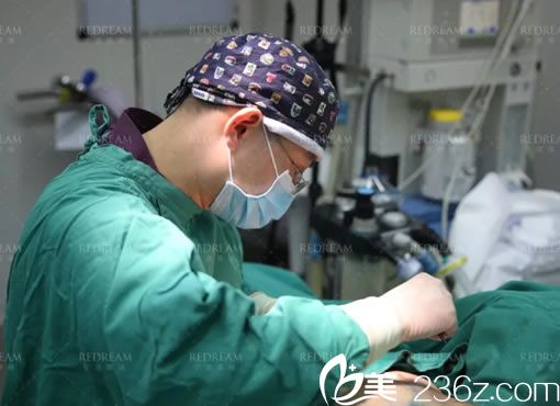 寧波薇琳劉波假體和脂肪復(fù)合隆胸過程