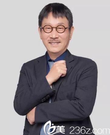 中國臺灣群英整形外科賴永隆 中國臺灣群英整形外科賴永隆