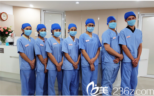 泰國曼谷整形醫(yī)院醫(yī)生團隊
