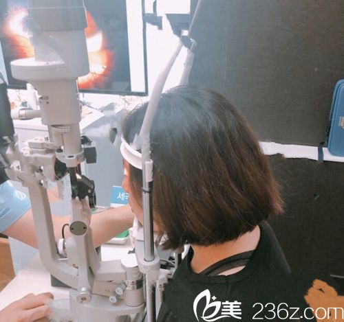 韓國光明世界眼科眼內(nèi)晶體植入術(shù)復(fù)查