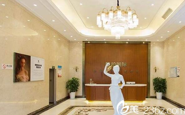 分享昆明赫柏整形2019年終價格表及劉傳君、于建濤、邵美、金東杰整形案例