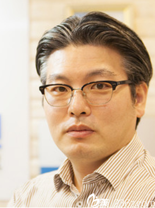 韓國毛理醫(yī)院李尚郁院長