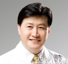 韓國(guó)媄琳皮膚整形醫(yī)院崔濬