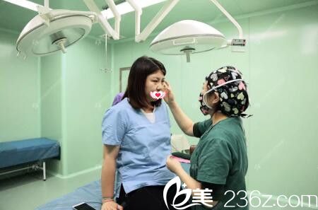 做祛眼袋術(shù)前醫(yī)生設(shè)計(jì) 做祛眼袋術(shù)前醫(yī)生設(shè)計(jì)