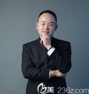 南陽(yáng)艾美整形院長(zhǎng)陳保國(guó) 南陽(yáng)艾美整形院長(zhǎng)陳保國(guó)
