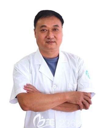 南陽艾美整形激光醫(yī)師向紅輝 南陽艾美整形激光醫(yī)師向紅輝