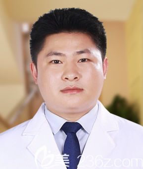 深圳格倫菲爾口腔周道平院長