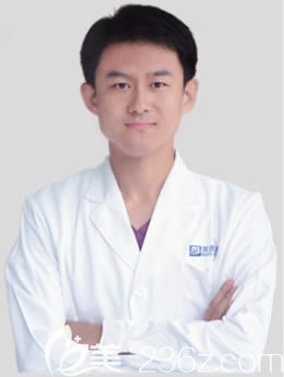 天津美奧口腔醫(yī)院于洪亮正畸醫(yī)生 天津美奧口腔醫(yī)院于洪亮正畸醫(yī)生