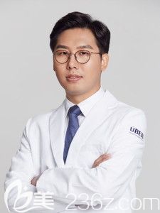 徐承調(diào) 韓國玉芭整形外科醫(yī)院醫(yī)師 徐承調(diào) 韓國玉芭整形外科醫(yī)院醫(yī)師