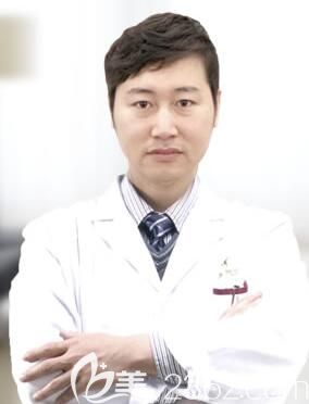 沈陽名流隆鼻醫(yī)生王松院長